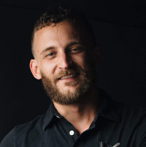 Meet your Posher, Cory